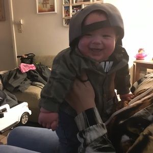 Meet your Posher, Johnie